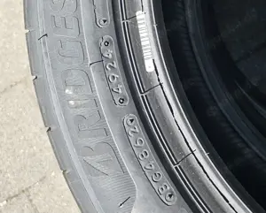 4x Neue Sommerreifen Bridgstone 225 50 R19 96V Bild 4