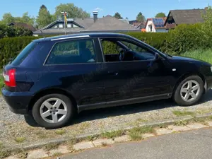 Audi A3 A3 1.6 Attraction Bild 2