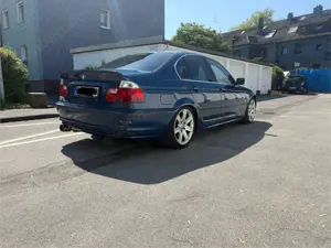 BMW 330 330i Bild 5