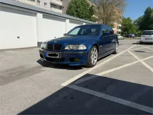 BMW 330 330i Bild 1