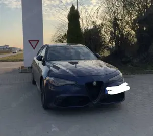 Alfa Romeo Giulia Giulia 2.2 Diesel AT8-Q4Veloce
