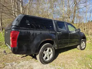 Isuzu D-Max 4x4 Double Cab Autm. Premium Bild 2