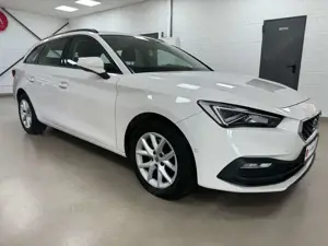 SEAT Leon Sportstourer Style*PDC*RFK*NAVI*TEMP*8F*AC* Bild 3