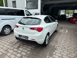 Alfa Romeo Giulietta Turismo Bild 5
