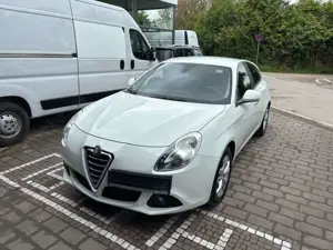 Alfa Romeo Giulietta Turismo Bild 2