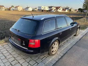 Audi A6 Avant 2.8 quattro Bild 3