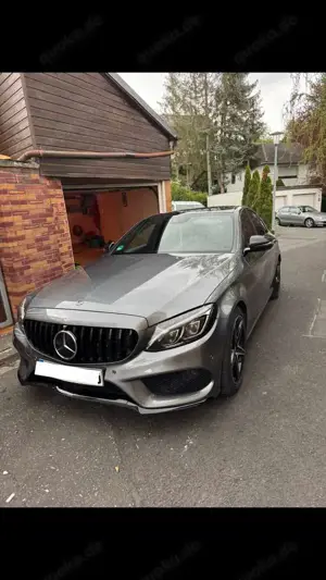 Mercedes-Benz C 200 AMG Paket / Night Paket / Buisness + Paket