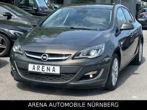 Opel Astra J Notchback 1.4 Turbo*Steuerkette Neu