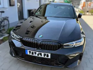 BMW 330 3er Touring 330i Touring xDrive Aut.