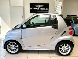 smart forTwo cabrio passion/Servo/Klima/Navi/Alus Bild 2