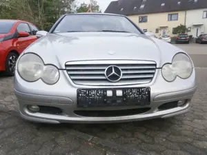 Mercedes C 200 Coupe 12-2003  163 PS  230 km  Klima  18" Ae tooth 1650 