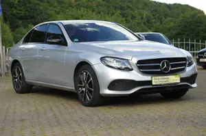 Mercedes-Benz E 400 d 4Matic Avantgarde Comand DISTRONIC Standheizung