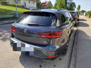 SEAT Leon Cupra 300 4Drive Bild 2