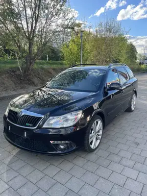Skoda Octavia Combi 2.0 TDI DPF RS
