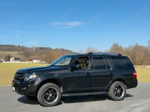Ford Expedition V8 LPG Vollausstattung 8 Sitze Bild 3