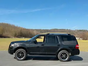 Ford Expedition V8 LPG Vollausstattung 8 Sitze Bild 4