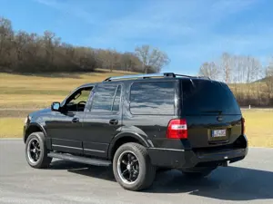 Ford Expedition V8 LPG Vollausstattung 8 Sitze Bild 5