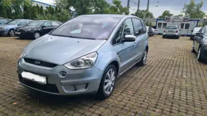 Ford S-Max Titanium  7 Sitzer Bild 3