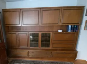 Schrank mit Barfach