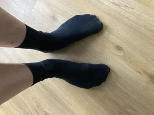 Socken drei Tage in Slippern getragen