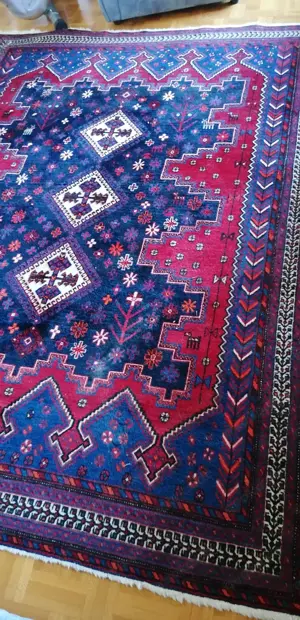 Wohnzimmerteppich ca. 2 x 3 m