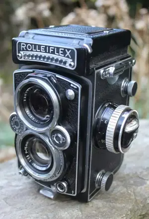 Rolleiflex 3,5C mit Zeiss Planar & Belichtungsmesser