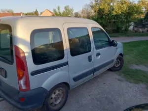 Renault Kangoo Kangoo 1.2 16V Privilege Bild 4