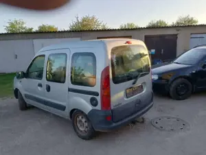 Renault Kangoo Kangoo 1.2 16V Privilege Bild 5