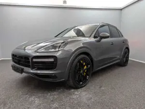 Porsche Cayenne Turbo S E-Hybrid*PANO*PCCB*MEGA