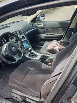 Alfa Romeo 159 159 Diesel Sport Wagon Sportwagon 1.9 JTDM 16V DPF Bild 2