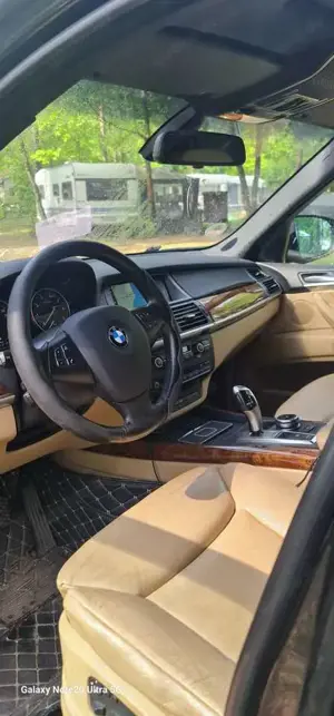 BMW X5 4.8i