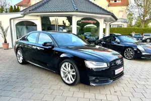 Audi S8 plus org.58'km Navi LED AHK Keramik 21"2.Hd. Bild 2