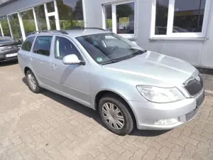 Skoda Octavia Combi Ambiente 4X4 Bild 3