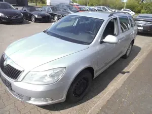 Skoda Octavia Combi Ambiente 4X4 Bild 2