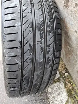 4 Audi Alufelgen mit Pirelli Sommerreifen 17 Zoll 225 50 R 17 98 Y Bild 5