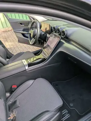 Mercedes-Benz C 200 T 9G-TRONIC Avantgarde Bild 5