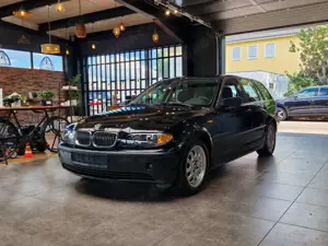 BMW 325 i Touring*AHK*KLIMA* Bild 3