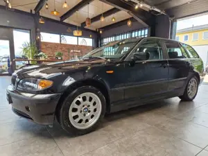 BMW 325 i Touring*AHK*KLIMA* Bild 4
