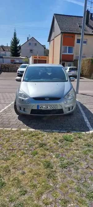 Ford S-Max 2.0 TDCi DPF Titanium