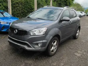 SsangYong Korando 2.2 e-XDi 220 4WD AHK/Allrad/Leder/Navi/Kamera/SHZ