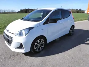 Hyundai i10 YES! Plus,PDC,MFL,Tempo,SHZ,DAB-Radio,AUX,USB