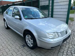 Volkswagen Bora Pacific 1.6 Autom-Klimaaut-2.Hand-Tüv-Inspe-neu