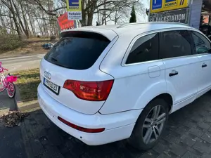 Audi Q7 3.0 TDI DPF quattro tiptronic Bild 5