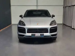 Porsche Cayenne GTS Coupe *Leichtbau-Paket Carbon| Chrono* Bild 2