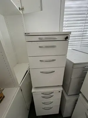 Rollcontainer Büro Konvolut Schreibtisch