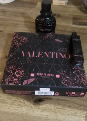 Äalentino Born in Roma fast voll Geschenkbox