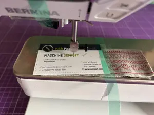 BERNINA 590 Näh- und Stickmaschine inkl. BSR Bild 2