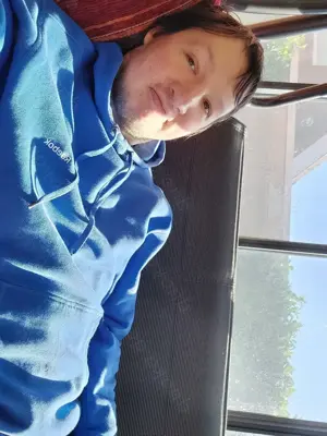 Suche partnerin für zärtlichkeit im bett
