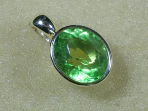 NEU: Clip-Anhänger 375 Gold mit Karibik-Bernstein