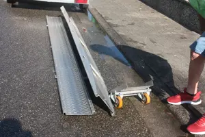 Auffahrrampe für Rollstuhl, etc. Handwerkskunst